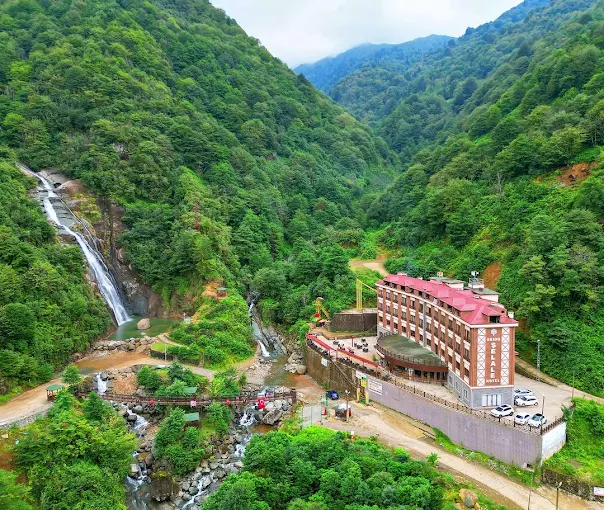 Grand Ağaran Şelale Hotel